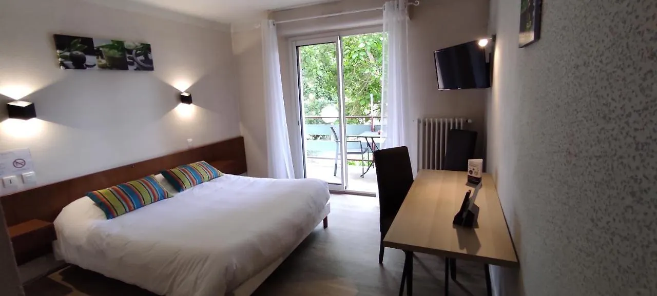 Hostellerie Du Parc Labarthe-Inard Hotel